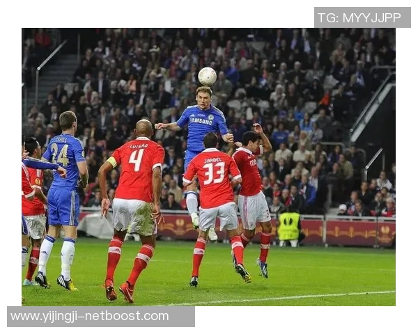 欧联杯激战：本菲卡险胜那不勒斯乌龙球成关键瞬间